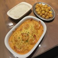 CAMARÕES GRATINADOS