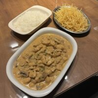 ESTROGONOFF DE FRANGO  (2 PESSOAS)