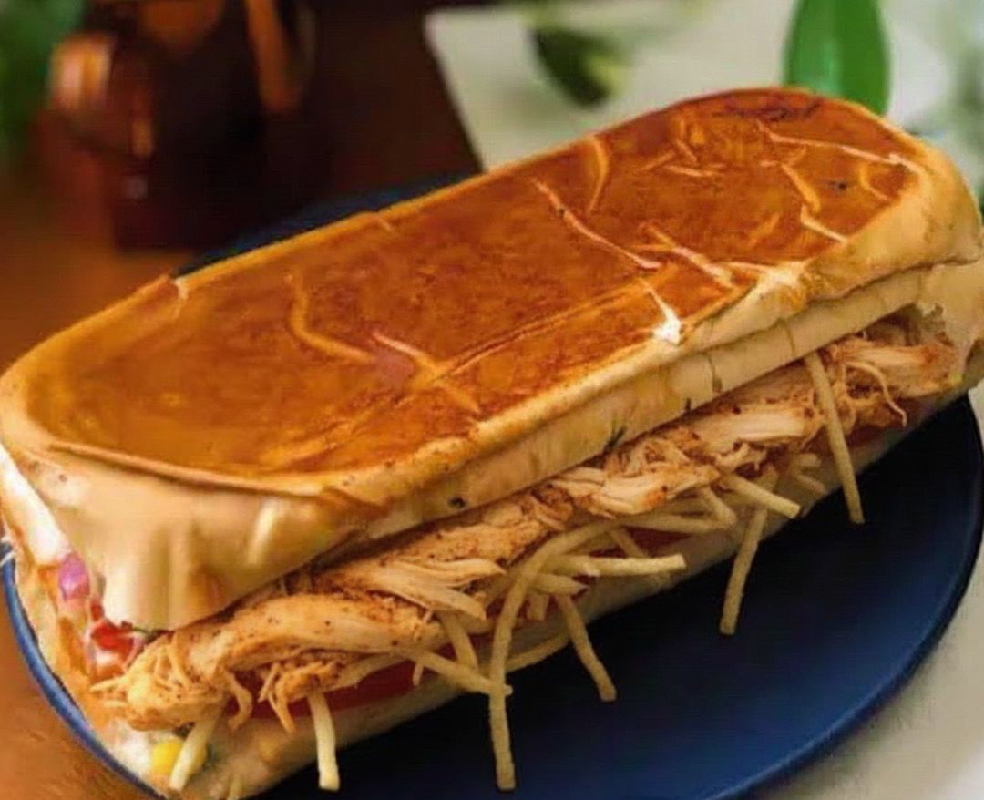 HOT DOG FRANGO DESFIADO